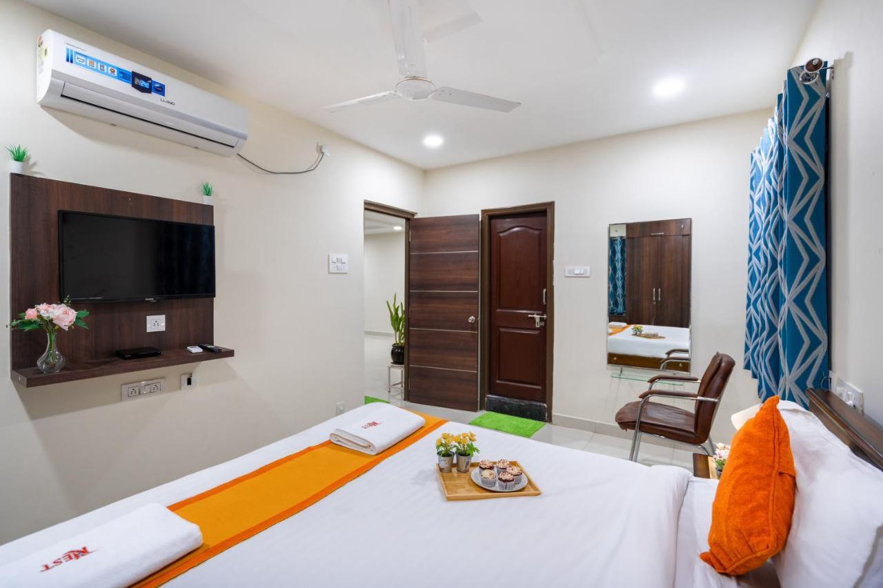 Voila At Nest Hotel Hyderabad Ngoại thất bức ảnh