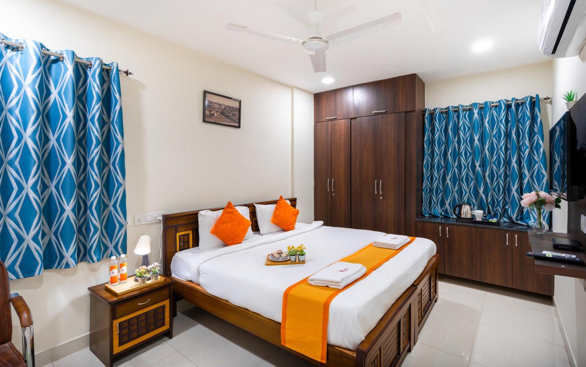 Voila At Nest Hotel Hyderabad Ngoại thất bức ảnh